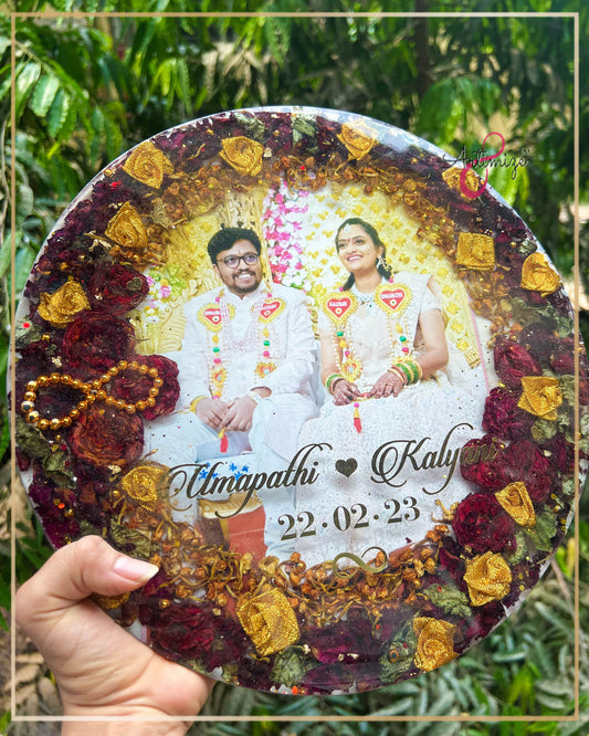 Resin Wedding Varmala Preserved Photo Table Decor