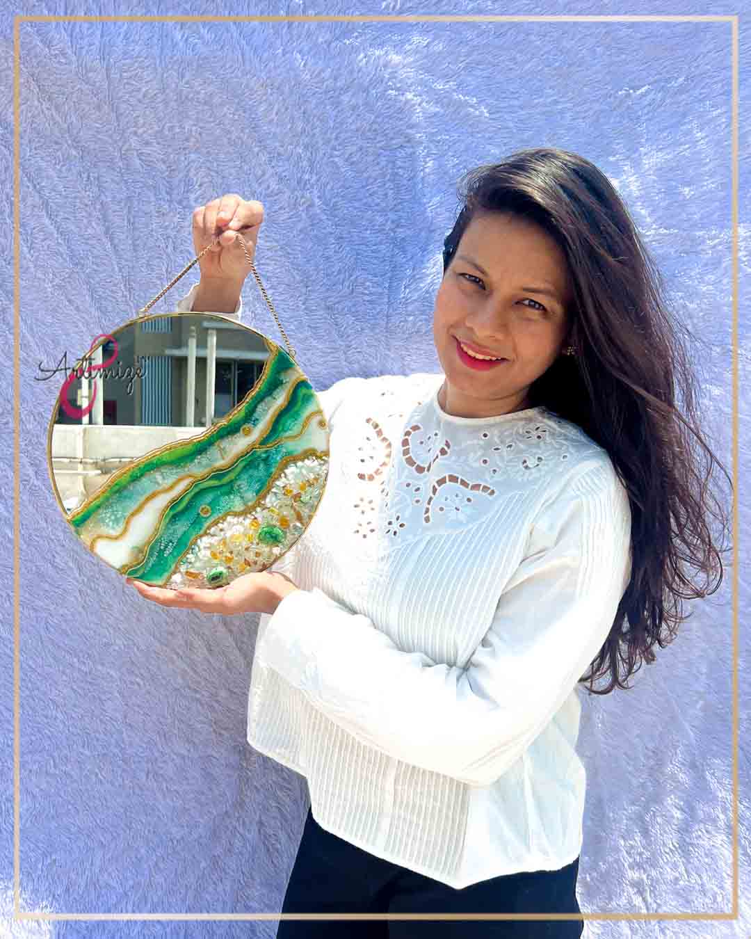 "Cheslet Meadow" Mirror Resin Geode Décor - Home Wall Decor