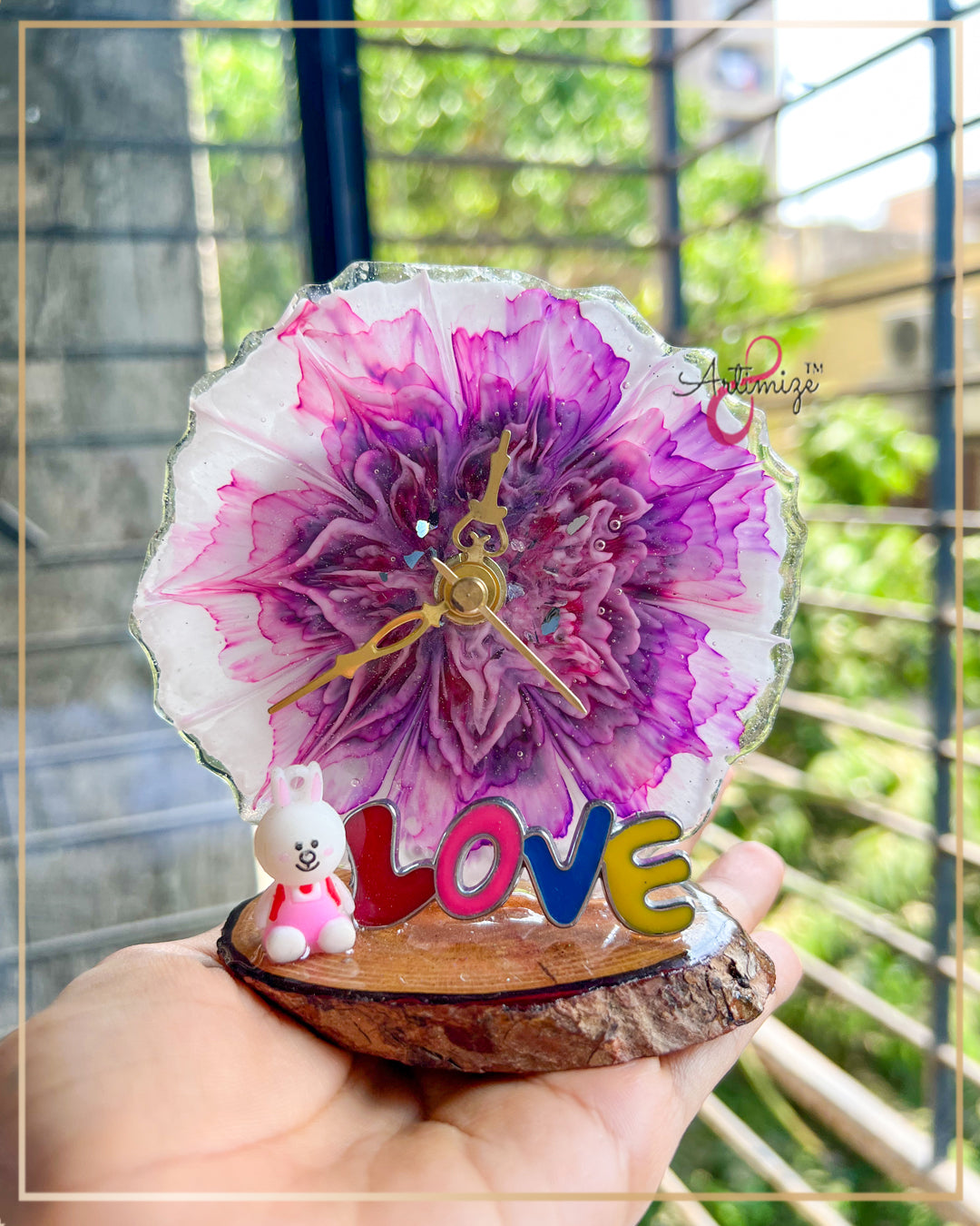 "LOVE" Table Clock - Resin Custom Clock