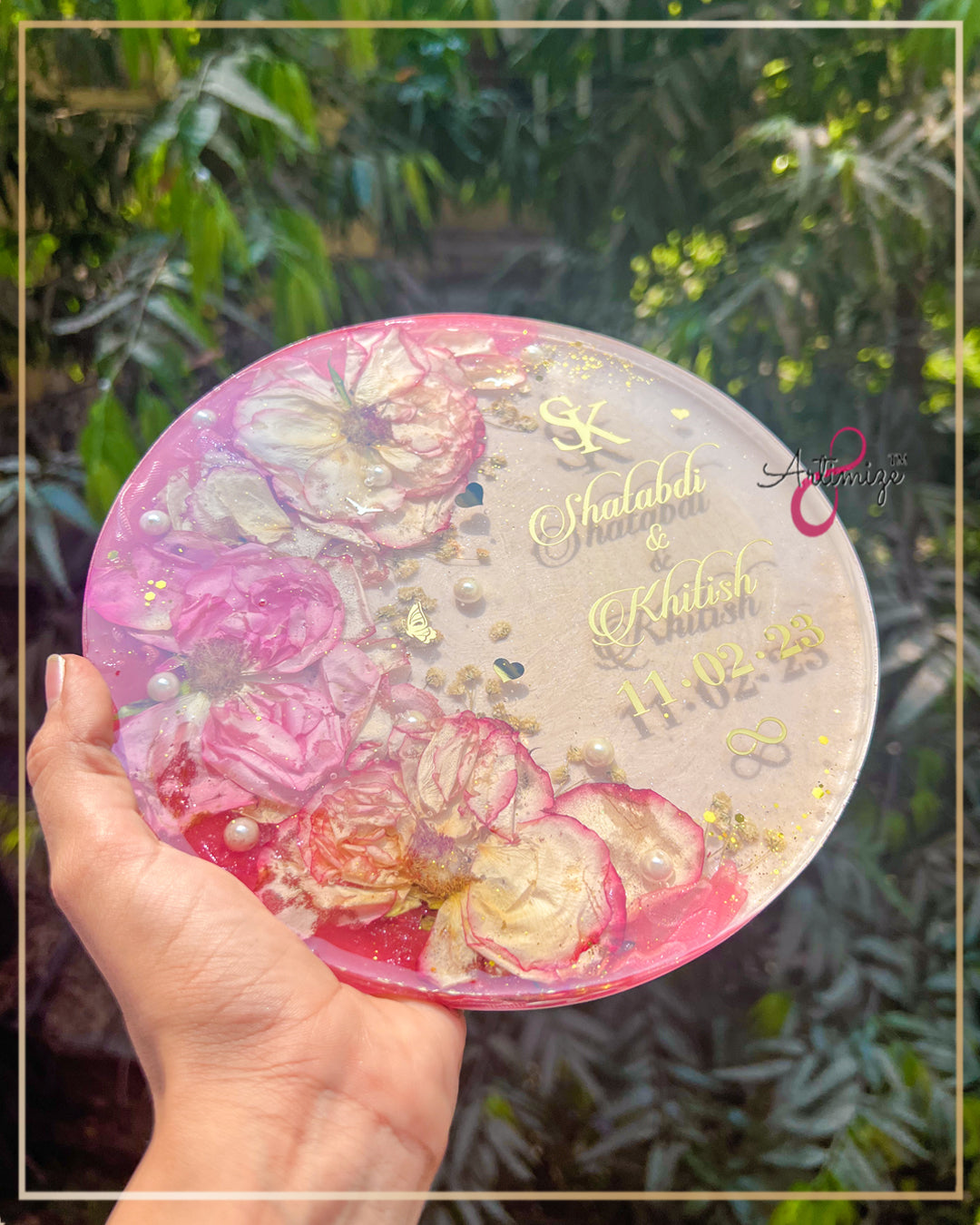 Varmala Preserved Real Flowers Resin Art Table Decor Piece - SS20